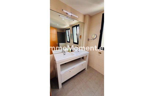 Wiederverkauf - Wohnung - Estepona  - Selwo