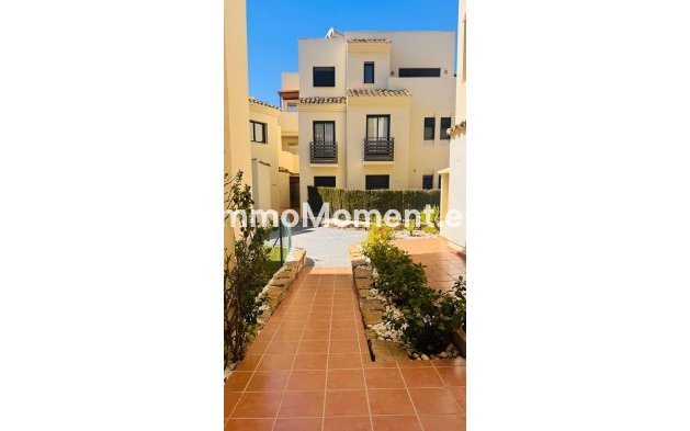 Wiederverkauf - Wohnung - Estepona  - Selwo