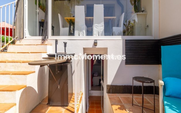 Bestaande woning - Vrijstaande villa - Estepona  - Estepona Centro