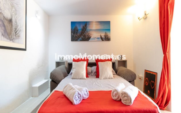 Bestaande woning - Vrijstaande villa - Estepona  - Estepona Centro
