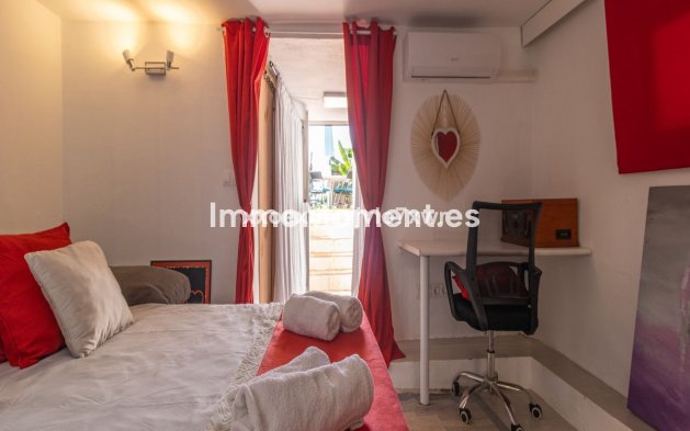 Bestaande woning - Vrijstaande villa - Estepona  - Estepona Centro