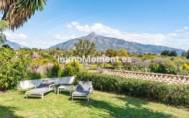 Resale - Townhouse - Marbella - Puerto Banús