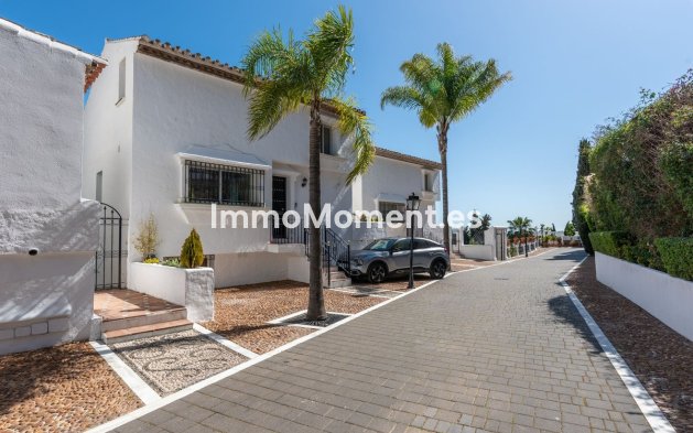 Resale - Townhouse - Marbella - Puerto Banús