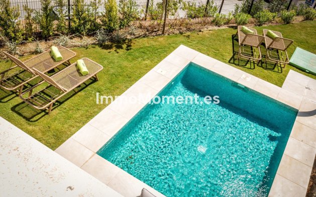 Resale - Townhouse - Estepona - Estepona Centro