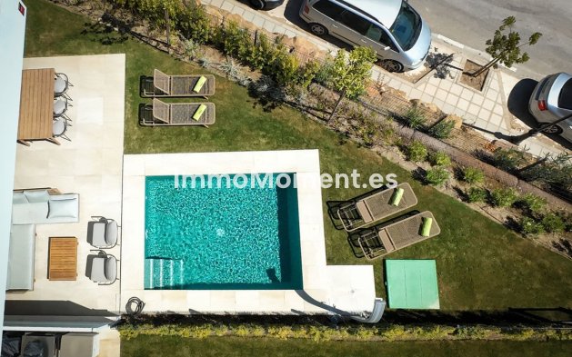 Resale - Townhouse - Estepona - Estepona Centro