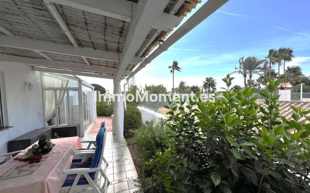 Wiederverkauf - Villa - Marbella - Costabella