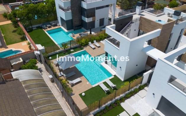 Bestaande woning - Villa - Torrevieja - Torrevieja Centro