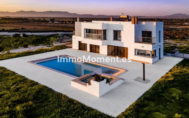 Bestaande woning - Villa - San Fulgencio - La Marina