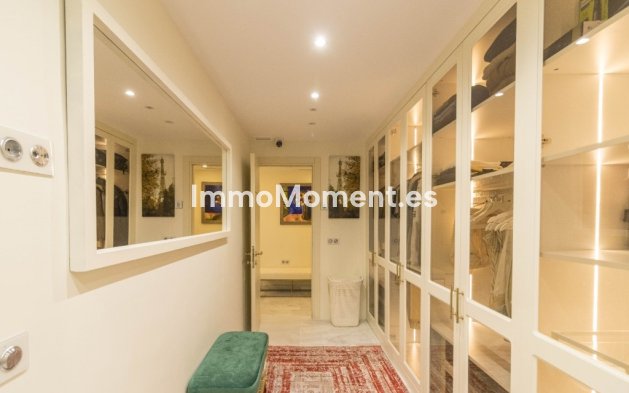 Wiederverkauf - Wohnung - Marbella - Puerto Banús