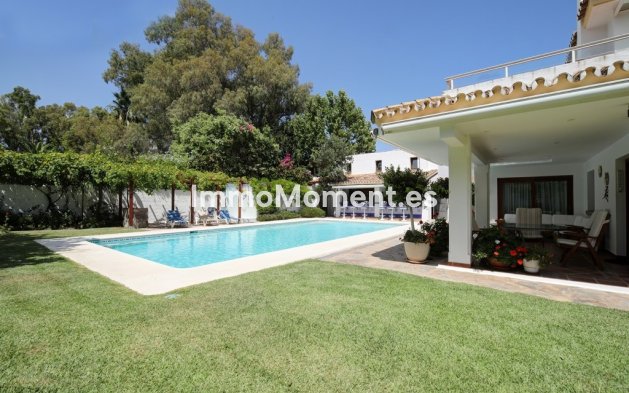 Resale - Villa - Estepona - New Golden Mile