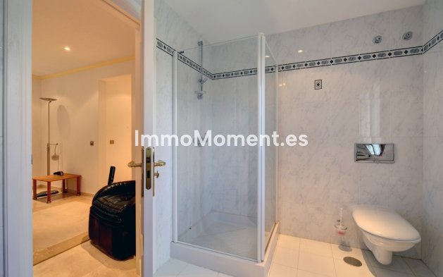 Resale - Villa - Estepona - New Golden Mile