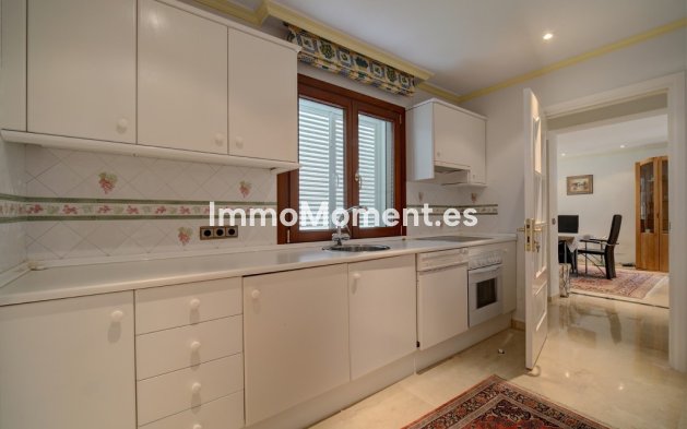 Resale - Villa - Estepona - New Golden Mile
