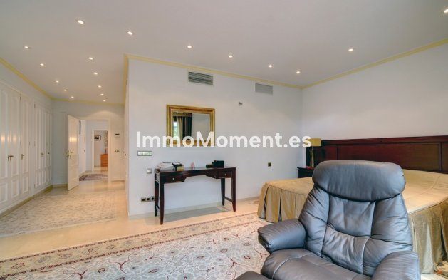Resale - Villa - Estepona - New Golden Mile