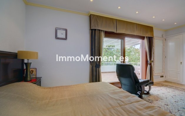 Resale - Villa - Estepona - New Golden Mile