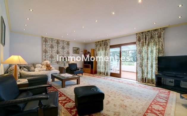 Resale - Villa - Estepona - New Golden Mile