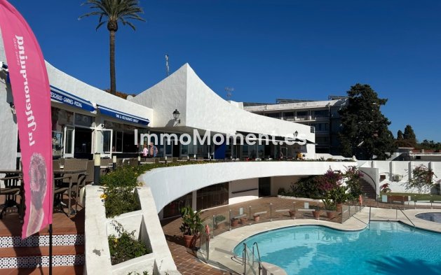 Revente - Maison mitoyenne - Estepona  - Estepona Centro