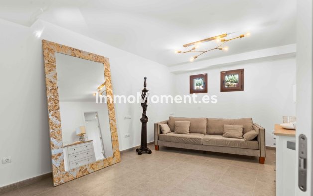 Revente - Villa - Estepona  - Estepona Centro