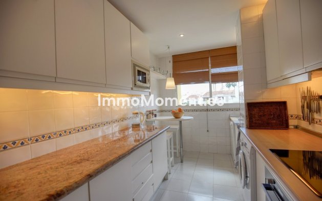 Wiederverkauf - Wohnung - Estepona  - Estepona Centro