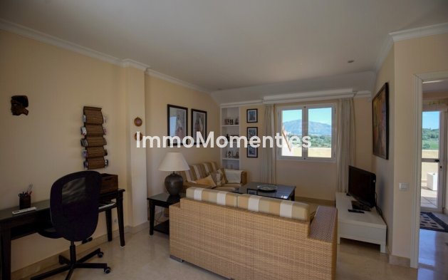 Wiederverkauf - Wohnung - Estepona  - Estepona Centro