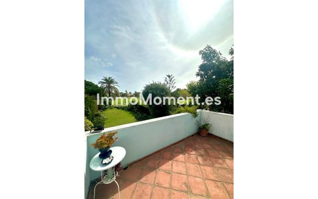 Resale - Villa - Marbella - Guadalmina Alta