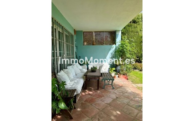 Resale - Villa - Marbella - Guadalmina Alta