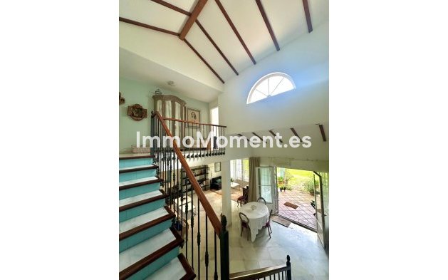 Resale - Villa - Marbella - Guadalmina Alta