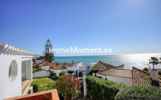Resale - Villa - Estepona - Estepona Centro