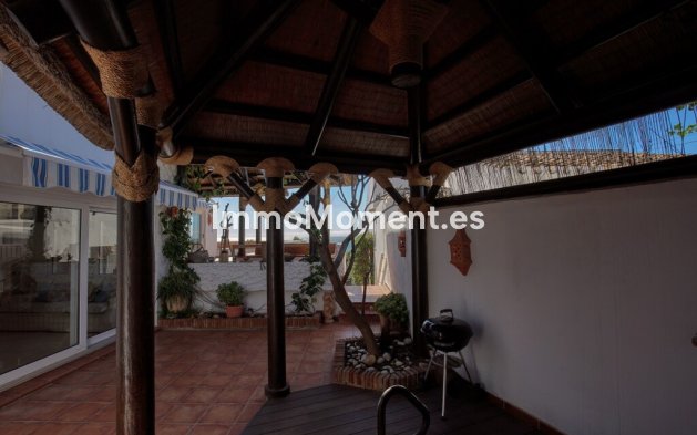 Resale - Villa - Estepona - Estepona Centro