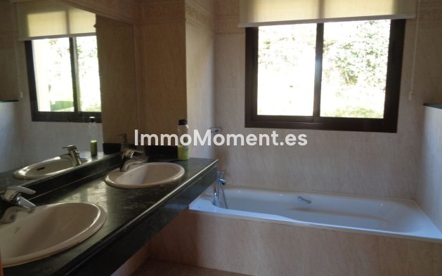 Bestaande woning - Appartement - Benahavís - Benahavís Centro