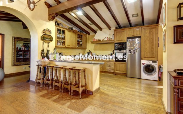 Reventa - Casa de campo - Interior  - Ojén