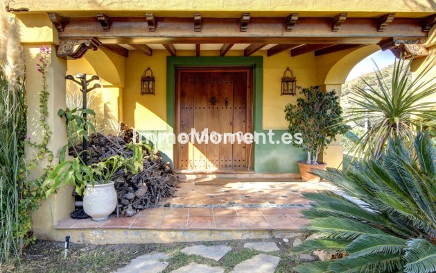 Reventa - Casa de campo - Interior  - Ojén