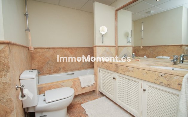 Revente - Maison mitoyenne - Intérieur                       - Istán