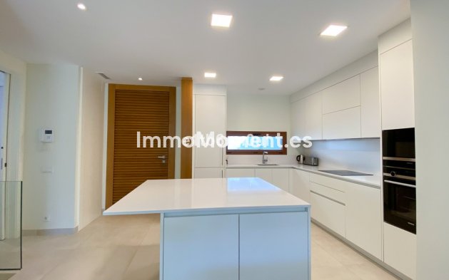 Wiederverkauf - Villa - Marbella - The Golden Mile