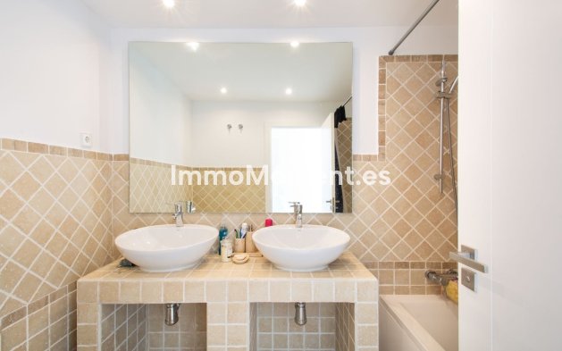 Reventa - Apartamento - Estepona  - Estepona Centro