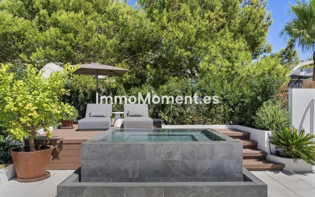 Reventa - Villa - Marbella - Marbella Centro