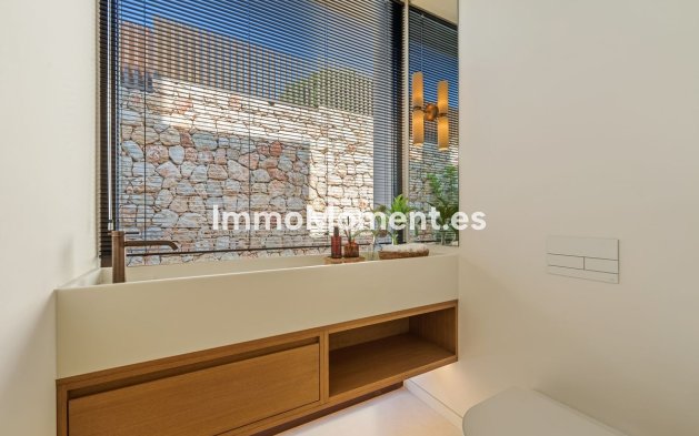 Wiederverkauf - Villa - Marbella - Marbella Centro