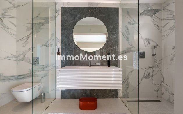 Resale - Villa - Benahavís - Benahavís Centro