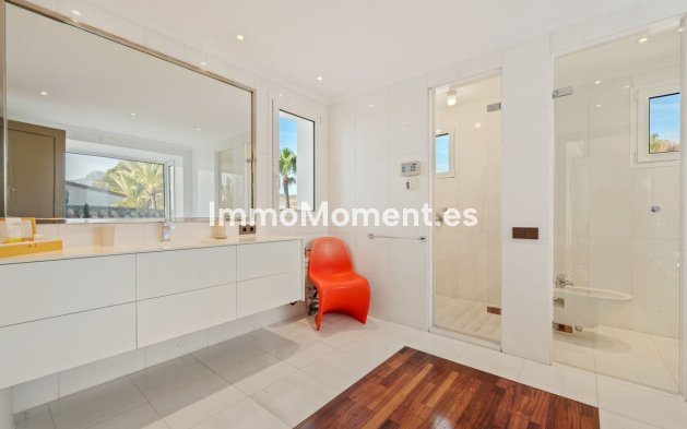 Resale - Villa - Benahavís - Benahavís Centro