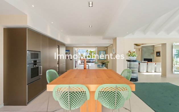 Resale - Villa - Benahavís - Benahavís Centro