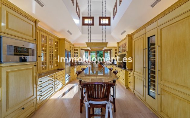 Revente - Villa - Marbella - The Golden Mile