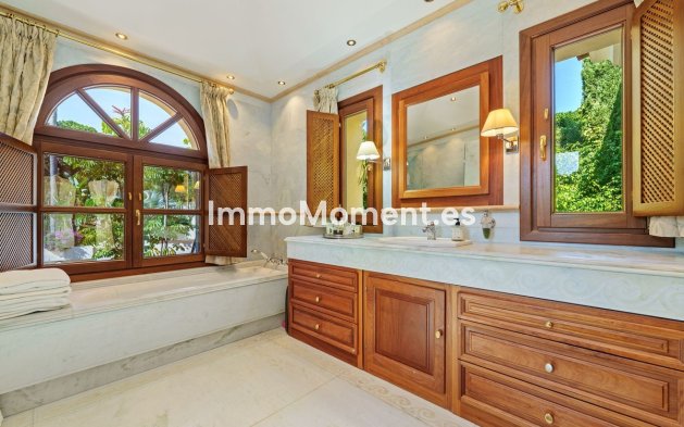 Revente - Villa - Marbella - The Golden Mile