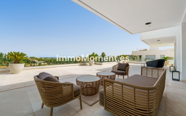 Wiederverkauf - Villa - Marbella - Nueva Andalucía