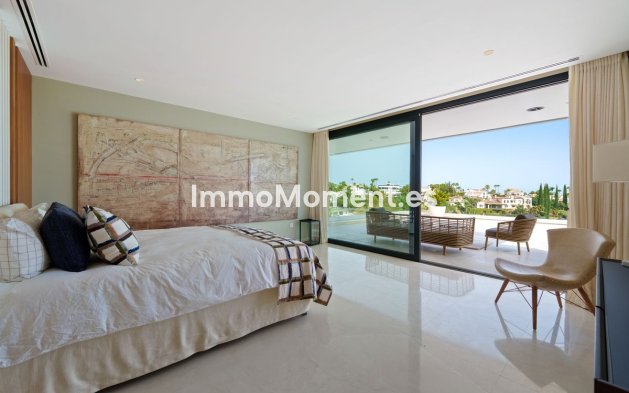 Wiederverkauf - Villa - Marbella - Nueva Andalucía