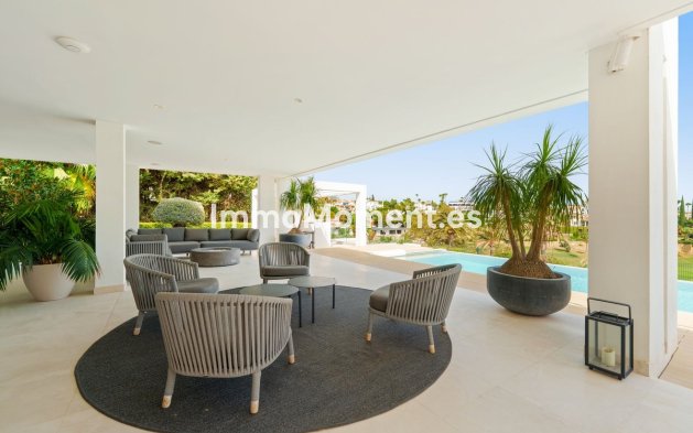 Wiederverkauf - Villa - Marbella - Nueva Andalucía