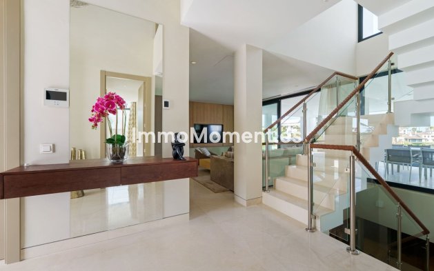 Wiederverkauf - Villa - Marbella - Nueva Andalucía