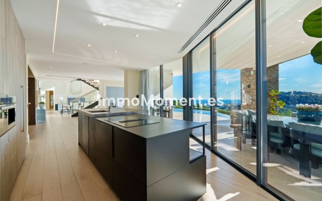 Resale - Villa - Benahavís - Benahavís Centro