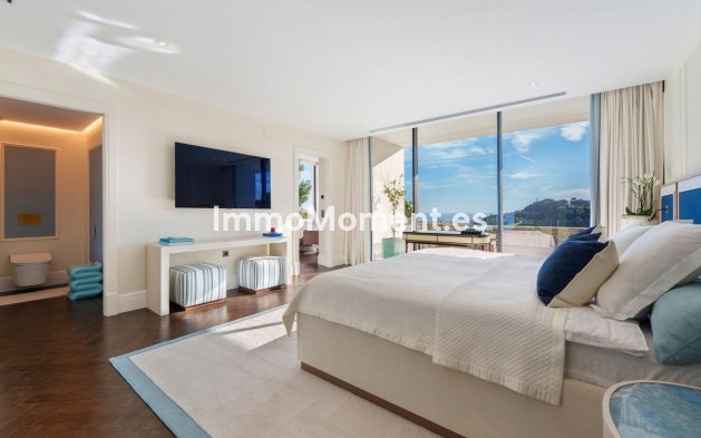 Resale - Villa - Benahavís - Benahavís Centro