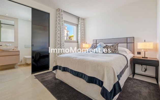 Reventa - Villa - Marbella - Nueva Andalucía