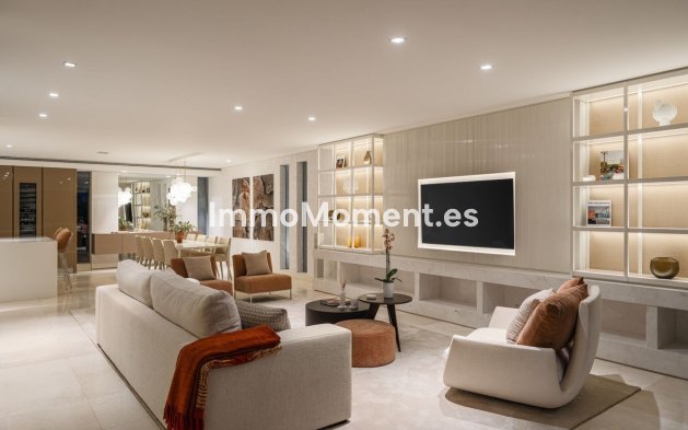 Reventa - Villa - Marbella - Marbella Centro