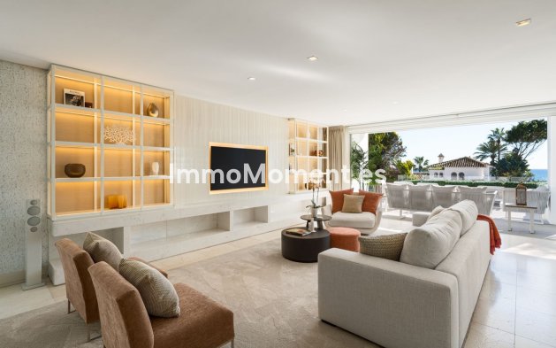 Reventa - Villa - Marbella - Marbella Centro